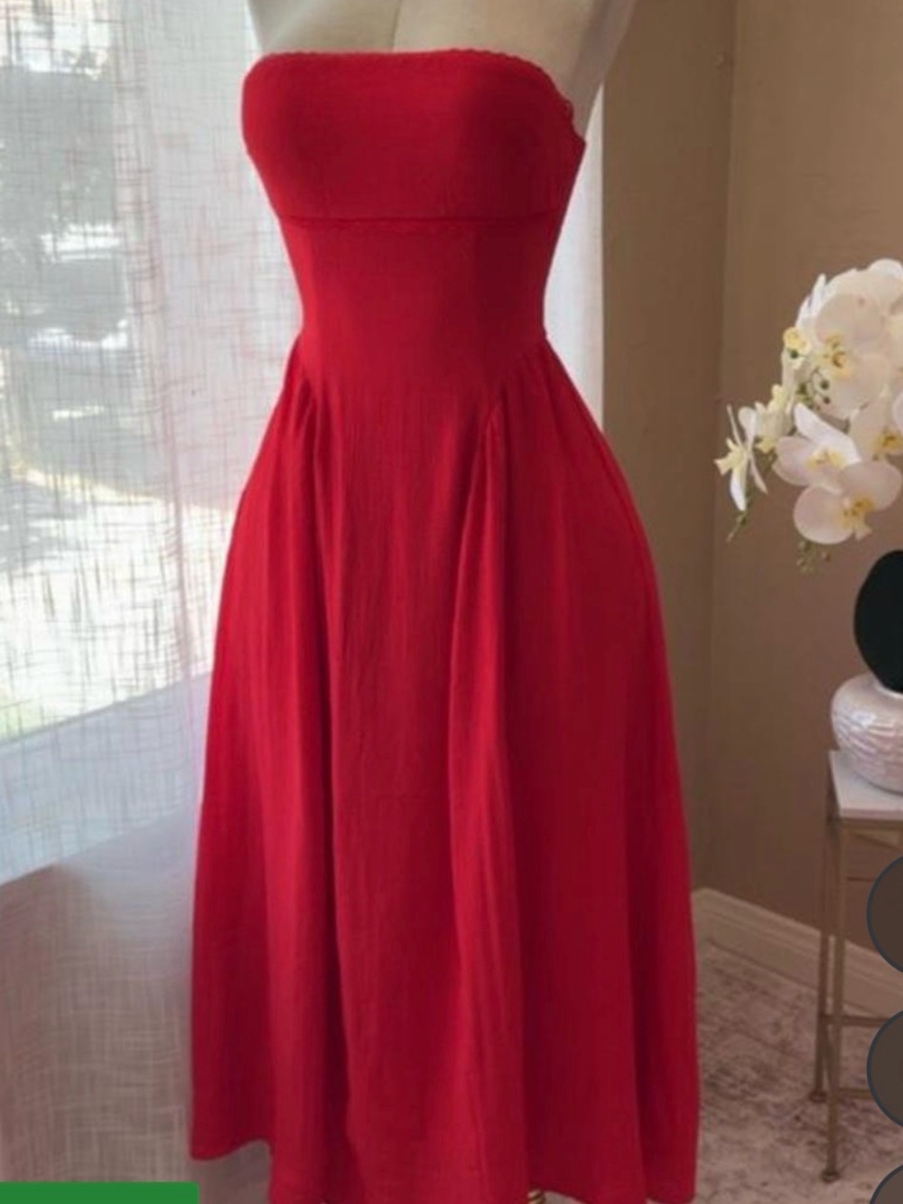 Valencia Strapless Red Midi Dress, Size L, excellent condition.
